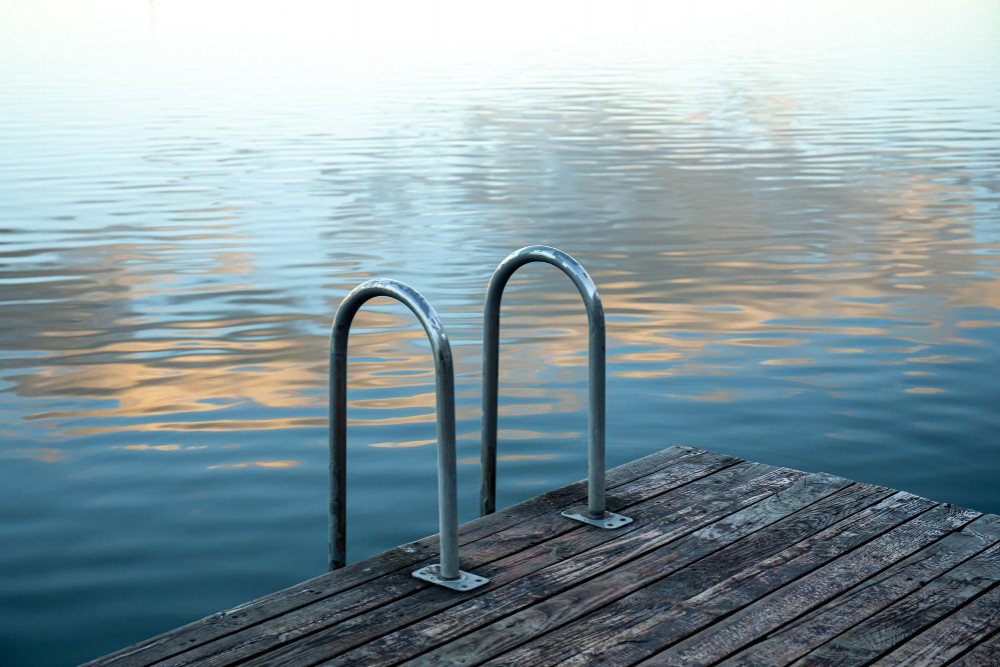 swimming-rails-lake-wooden-masonry-by-river-landscape%20(1)