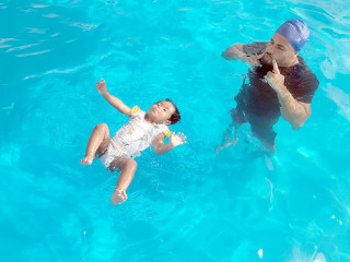 hfc-baby-swimming