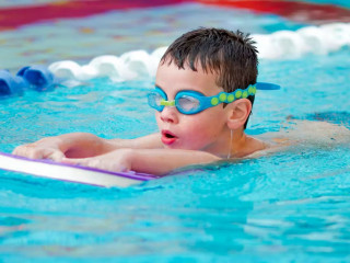 hfc-kids-swimming-free-style