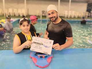 hfc-swimming-kids-confidence