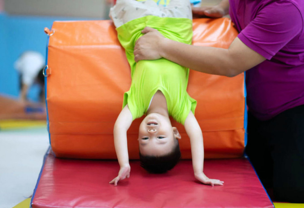gymnastics-program-designed-to-strengthen-kids-muscle-control