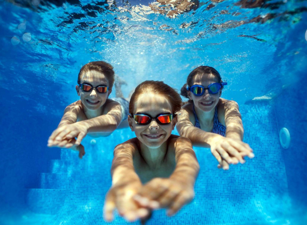 Kids Swimming Inside Water Putting Glasses to Their Eyes Fit Box
